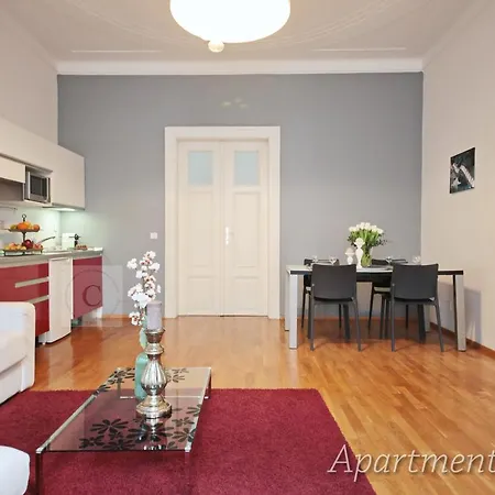 Apartment Women's Hall Of Fame Prague