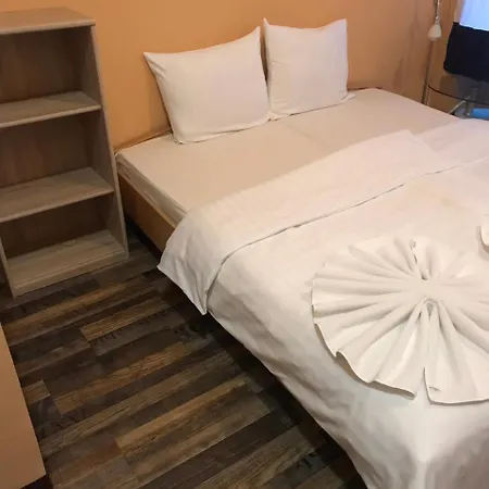 Club 2* Πράγα