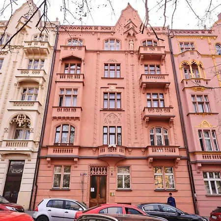 Apartment Slezska 58 Prague