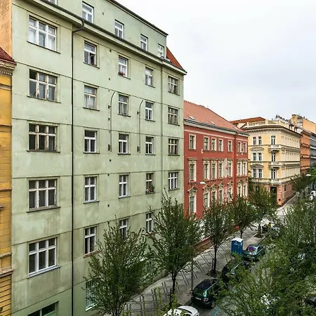 Art Ii * Prague