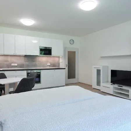Port Karolina Apartment Prague