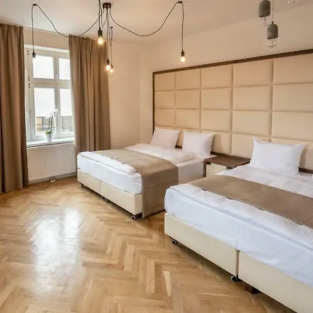 Letna Garden Apartment *