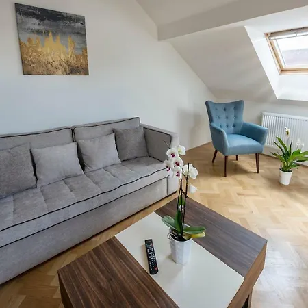 Apartment Letna Garden Prague