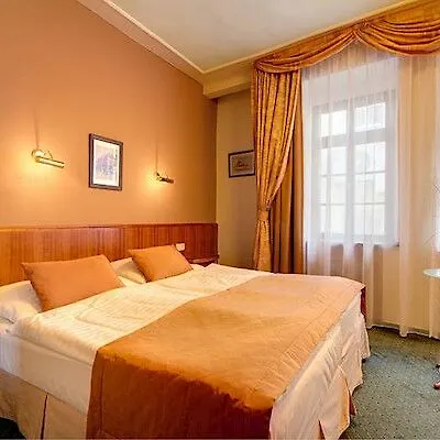 Clementin Hotel