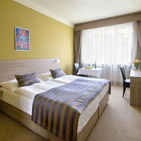 Meda Of Museum Kampa Hotel 3*