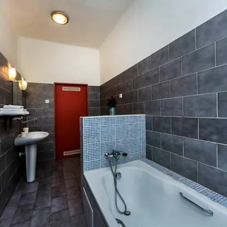 Welcome Aparthostel Hotel 2*