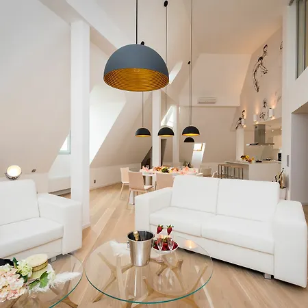 Apartment Empirent Avenue