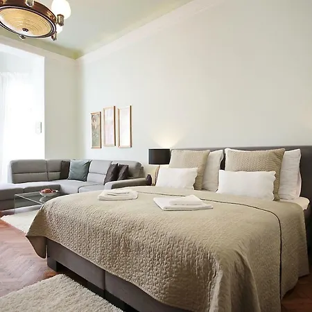 Appartement In The Heart Of *