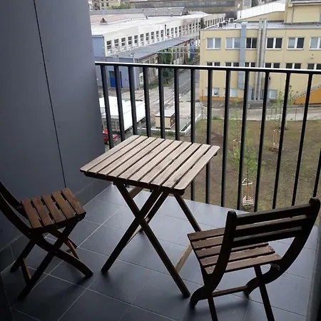 Apartmán Exclusive Kolbenova Next To Subway Praha