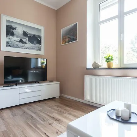 Eliska Apartamento *