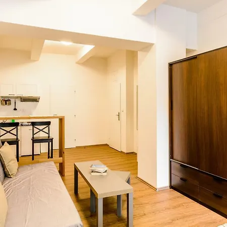 Zizkov Cosy Apartment