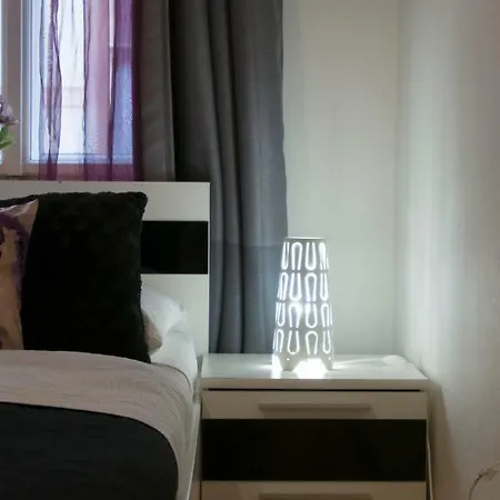 Apartment Spacious Near Wenceslas Square *