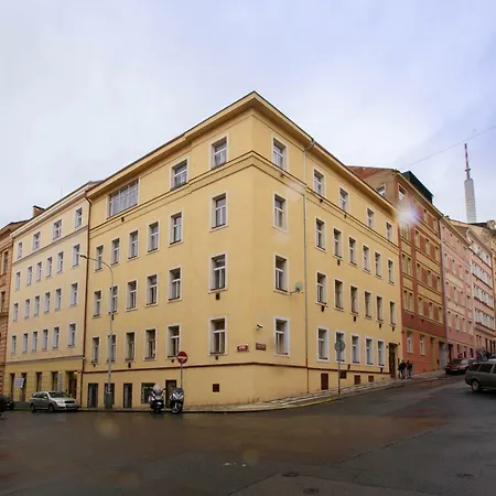 Apartment Zizkov Cosy