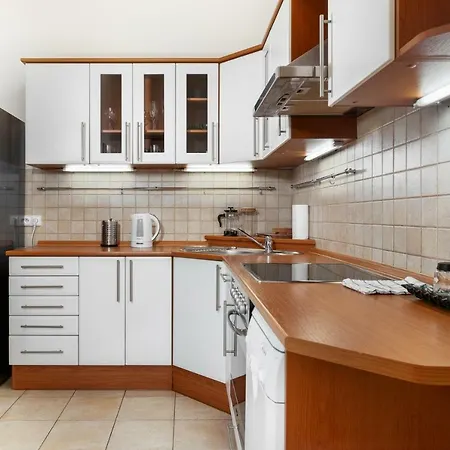 City Center Cozy Apartment
