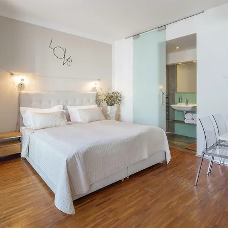 Holeckova Hotel Prague