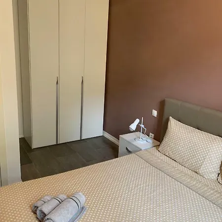 La Casa Sul Fiume Apartment *