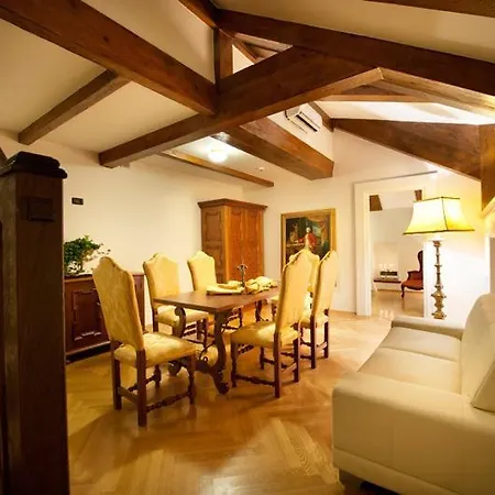 Hotell Charles Bridge Palace 4*