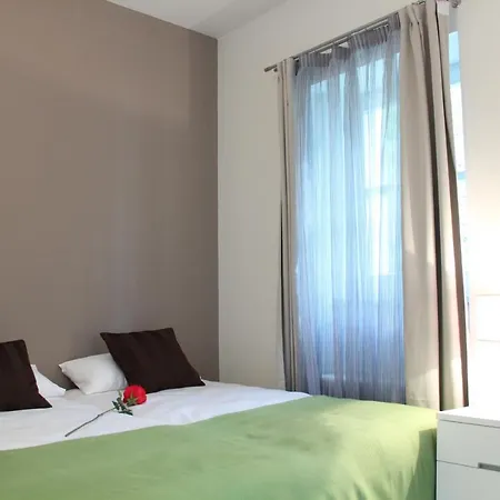 Central Prague Apartments * Praga