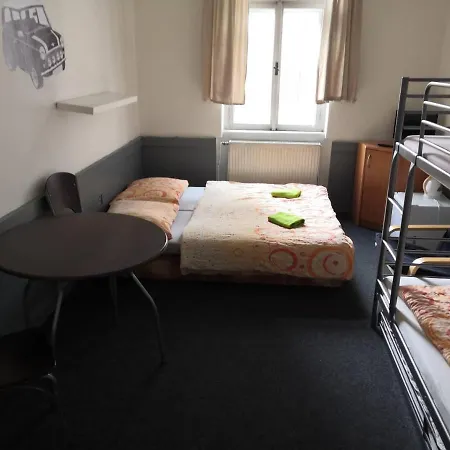 Hostel Damiell