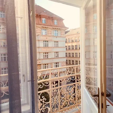 Blue Prague Aparthotel