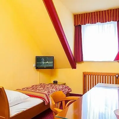 Cloister Otel Prag