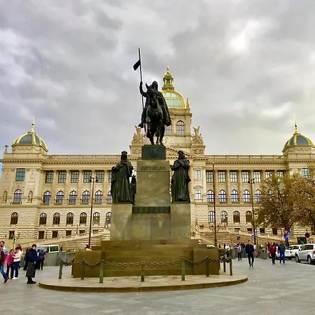 Blue Prague 3*
