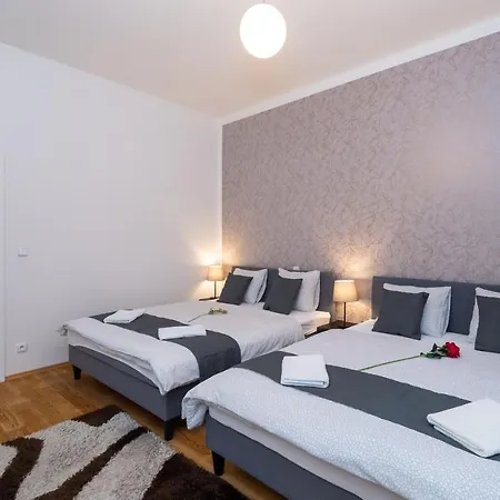 Apartment Luxury In The Center Of Prague