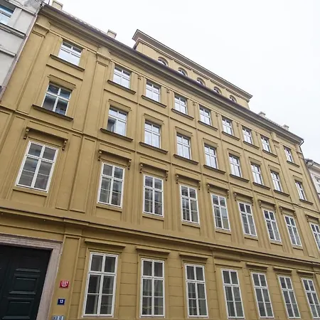 Apartment With Balcony Prague