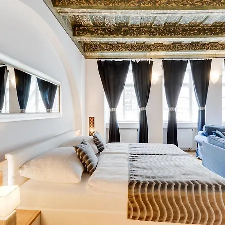 Apartment Charles Bridge Royal - Castle District