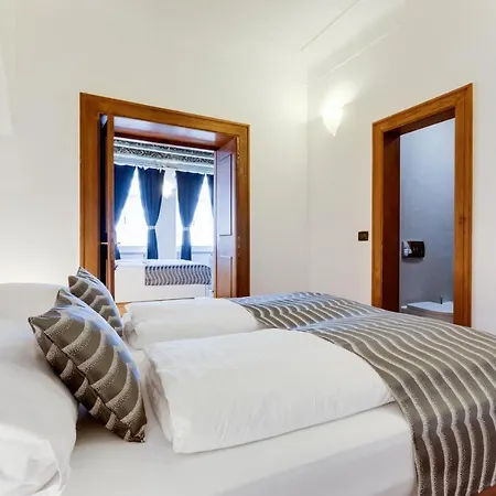 Apartment Charles Bridge Royal - Castle District *