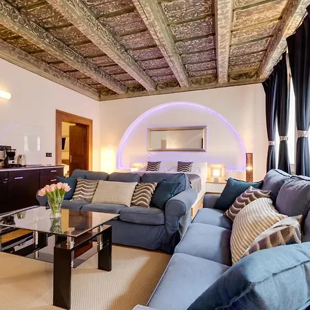 Charles Bridge Royal - Castle District Apartment *