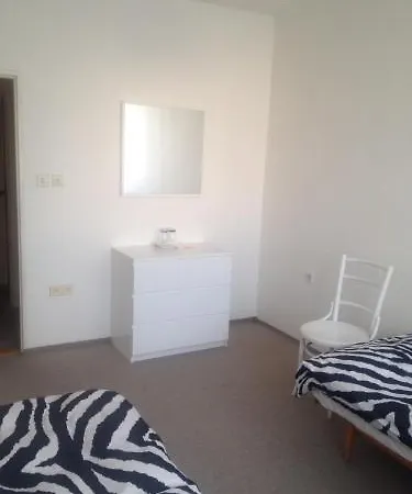 B&B Home 2*