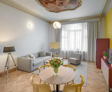 Art House By Adrez Apartman *