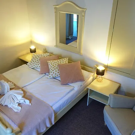 U Krize 3* Prag