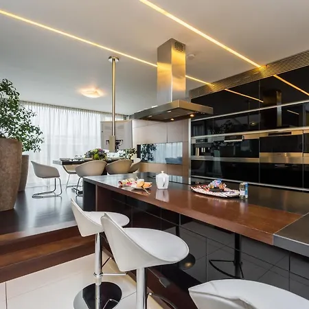 Grand Central Residence By Tkc 4*
