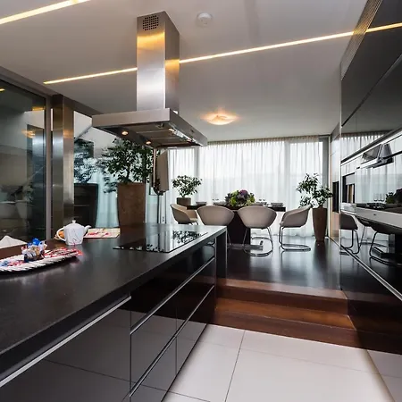 Aparthotel Grand Central Residence By Tkc