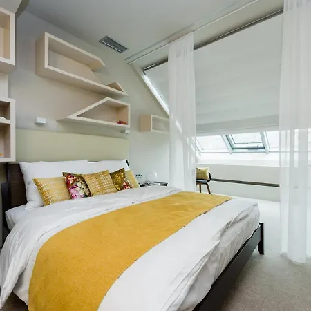 Grand Central Residence By Tkc 4* Prague