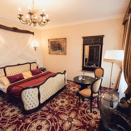 Szálloda Svatojansky Dvur 4*