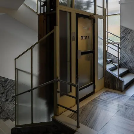 Apartment Deluxe In Old Town By Days