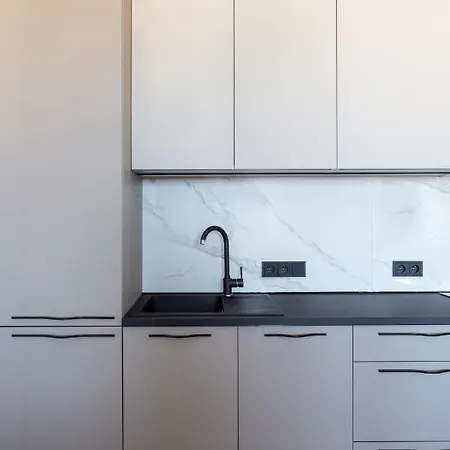 Minimalist Studio In Vinohrady By Days Apartment *