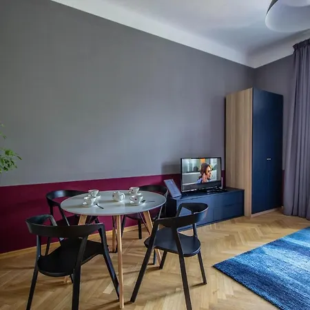 Garden Aparthotel