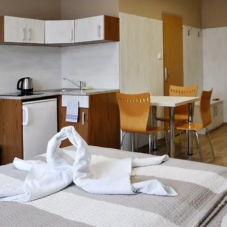 Aparthotel Modra Ruze 4*