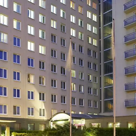 Comfort Hotel 4*