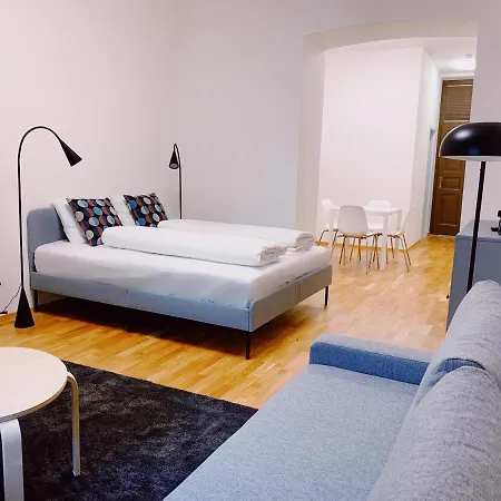 “u Naplavky” 1 Apartment Prague