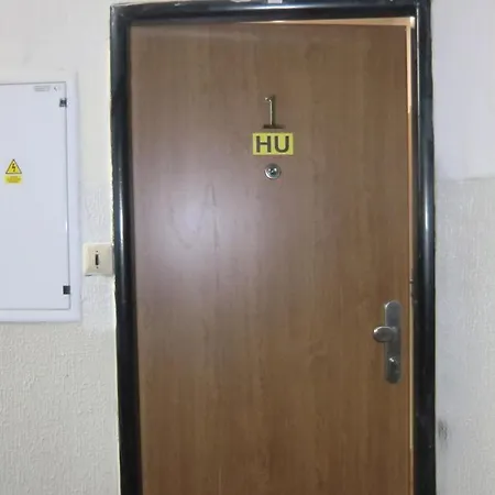 Hu Homestay
