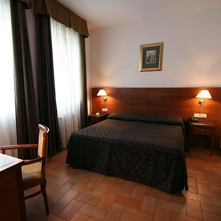 Galileo 4* Prága