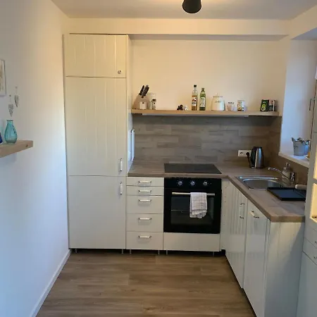 Sarka Apartment *