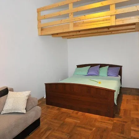In Vinohrady Apartment