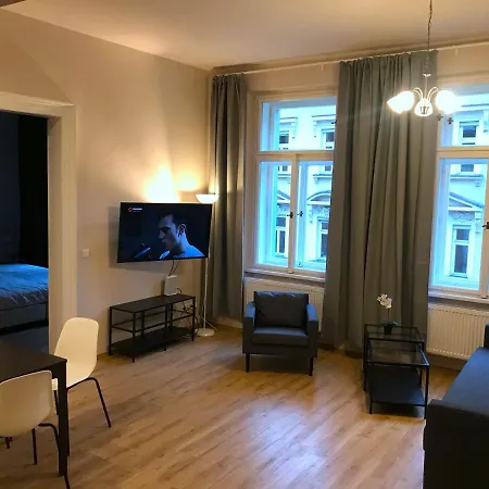 Valentine's National Museum Apartment *