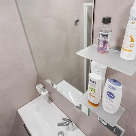 Apartment Business Andel, 10 Min To Centre, Netflix, Paid Parking Prague